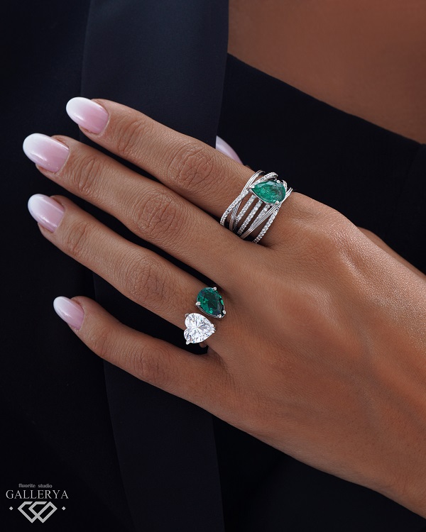 انگشتر طلا ۷رج با اشک سبز