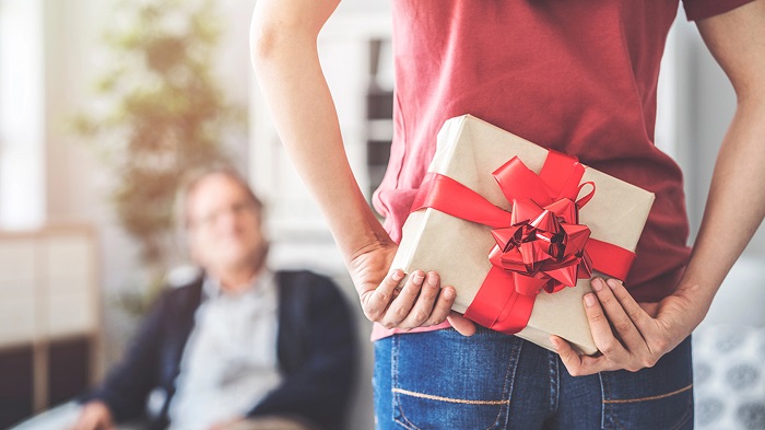 بهترین کادو ولنتاین برای پسر 5 ایده کادو لاکچری